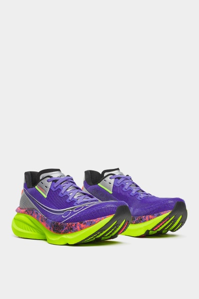 Saucony